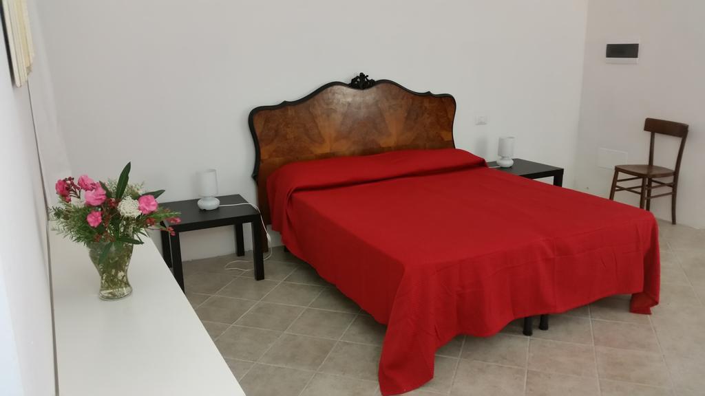 Agriturismo Occhineri بورتو سيساريو الغرفة الصورة